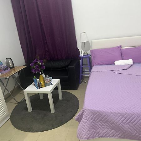 The Purple Place Apartamento Abu Dhabi Exterior foto