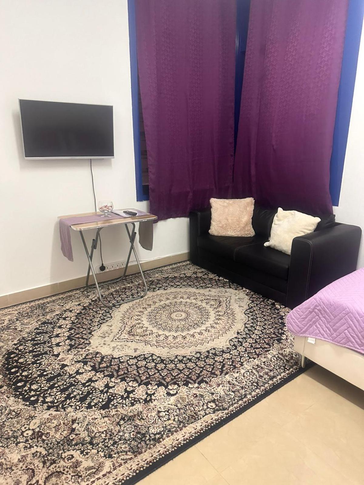 The Purple Place Apartamento Abu Dhabi Exterior foto