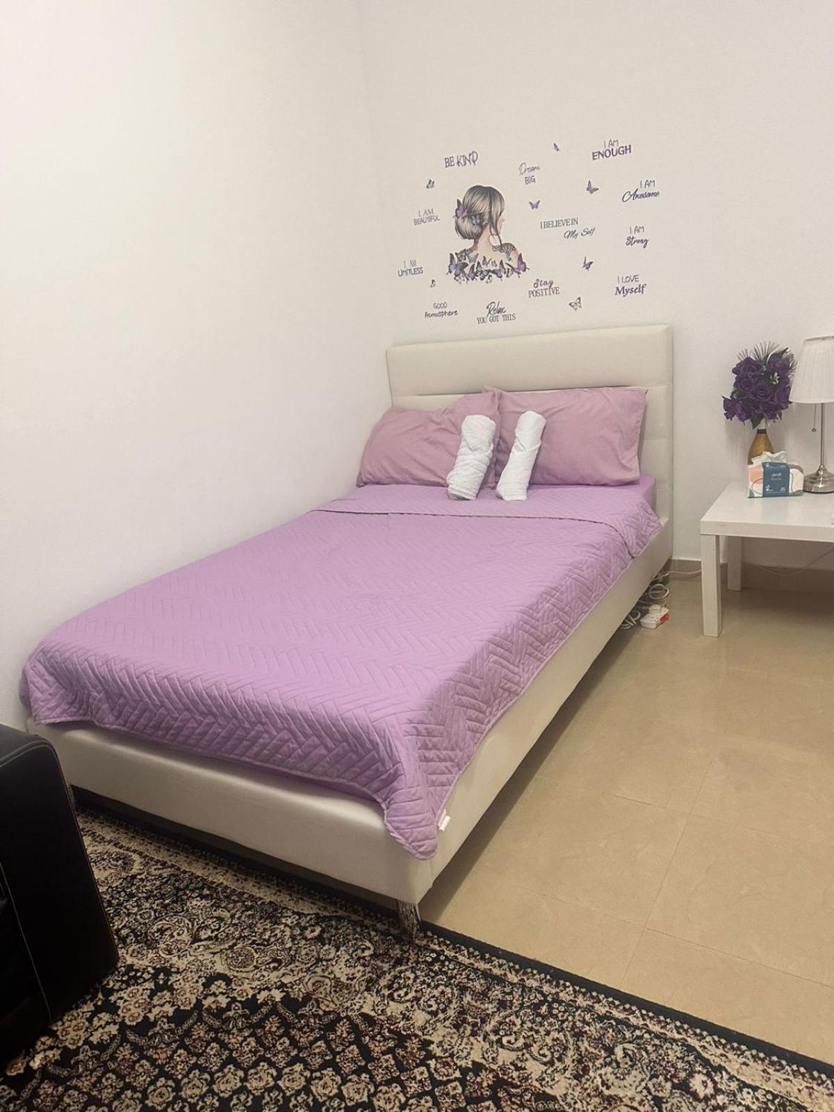 The Purple Place Apartamento Abu Dhabi Exterior foto